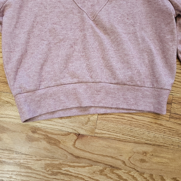 Evereve Size M Kylar Pleated Sleeve Sweatshirt Longsleeve Top Pink Marl Color - Picture 5 of 10